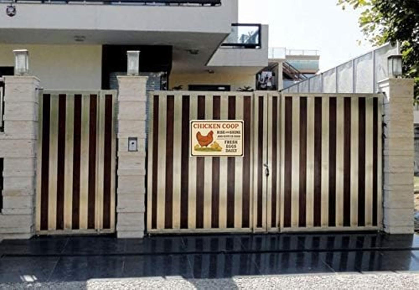 Chicken Coop Sign – Funny “Rise and Shine Give Us Eggs” Metal Plaque, Easy to Clean Aluminum Yard Sign for Fresh Eggs Daily, Rustproof, Windproof & Sturdy with Screws & Jute Rope